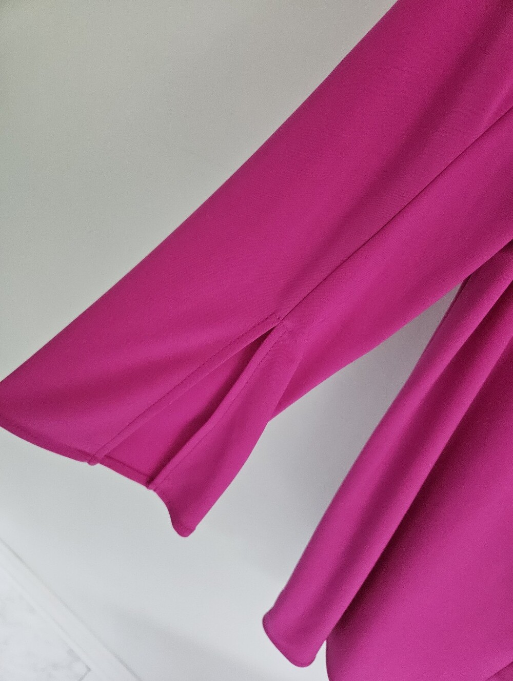 Joseph Ribkoff Top Ring Accent Vibrant Raspberry Pink NWT - Picture 4 of 5